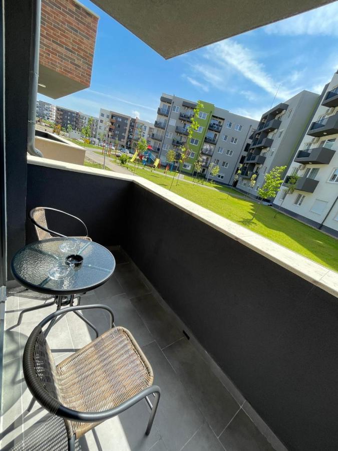 Silence Apartment 2 Oradea Exterior photo